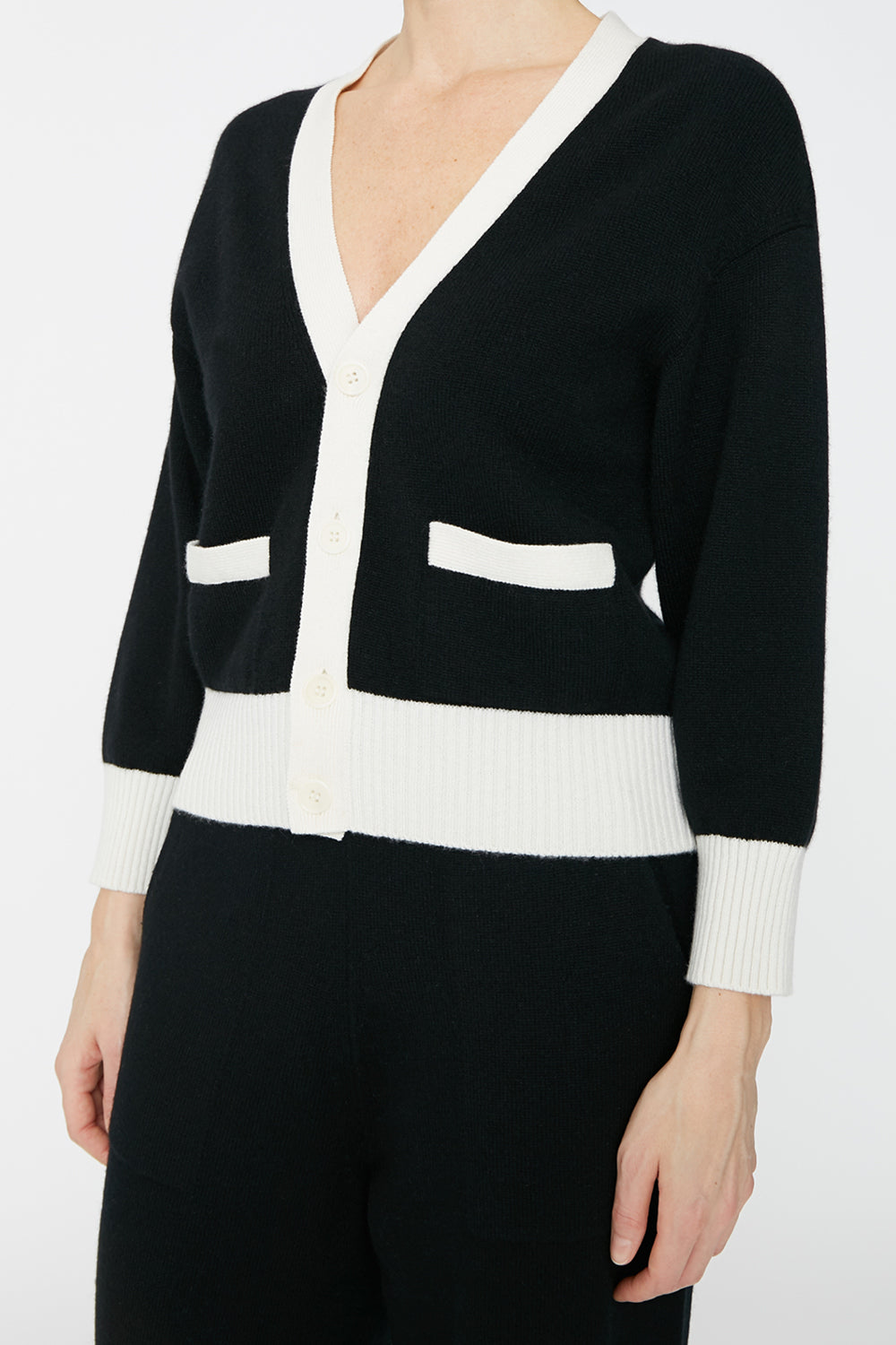 Deauville Cardigan Black / Ivory